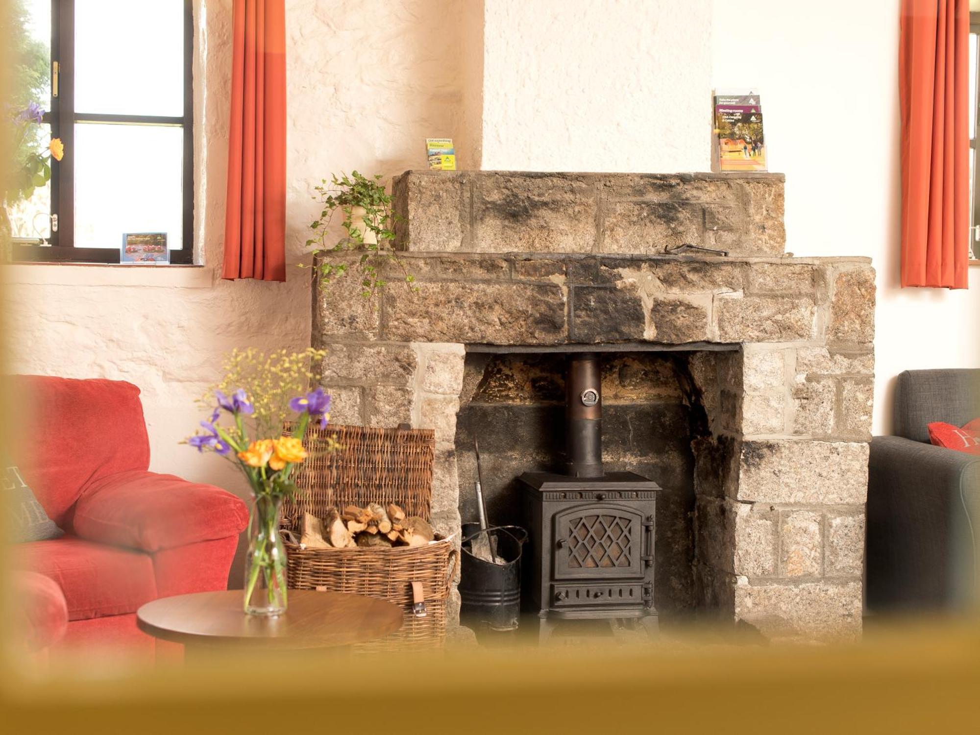 Хостел Yha Dartmoor Postbridge Екстер'єр фото
